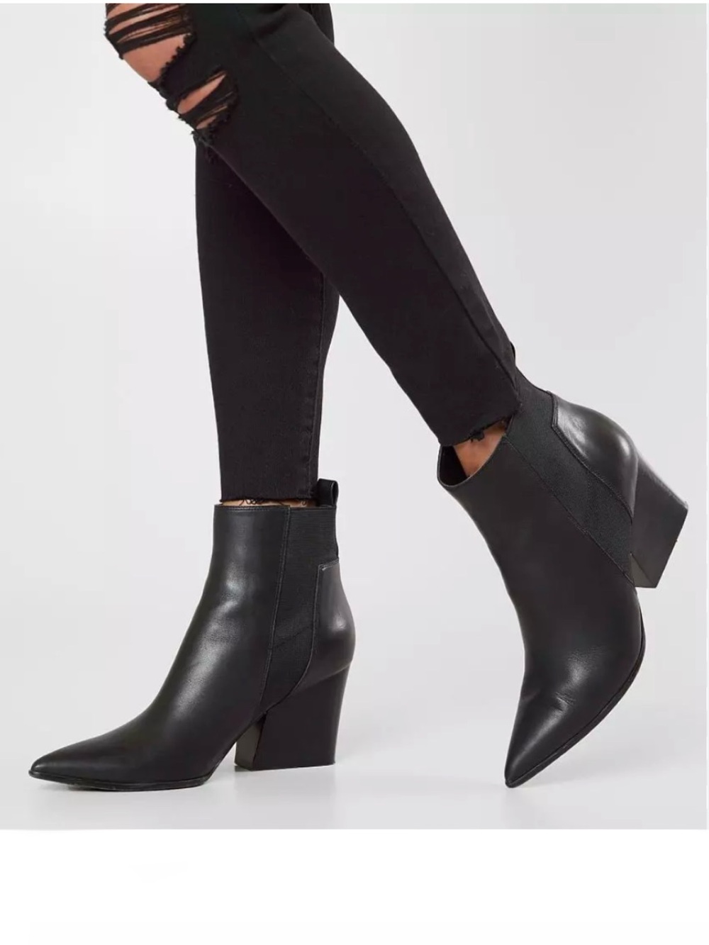 NWOT the Kendall + Kylie Finch Bootie